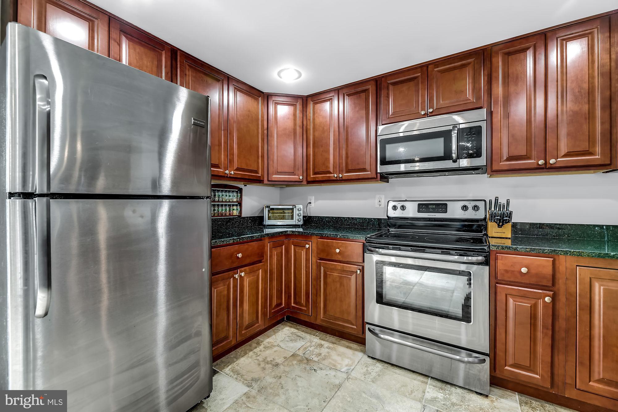 7 Greenleaf Road Baltimore, MD 21234 - Photo 6 of 28 Gallery Image 6