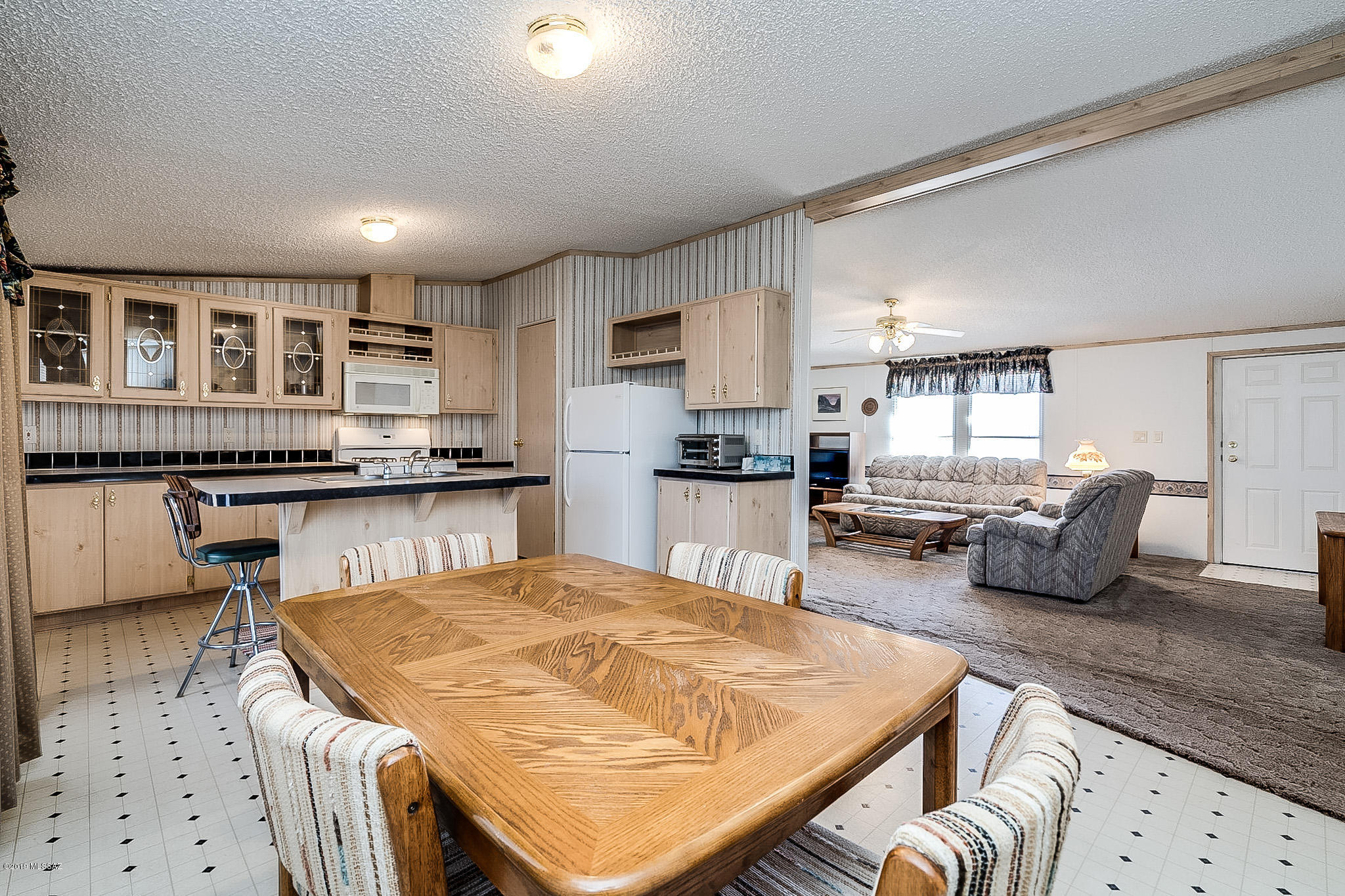 4040 East Schroeder Road Tucson, AZ 85739 - Photo 5 of 23 Gallery Image 5