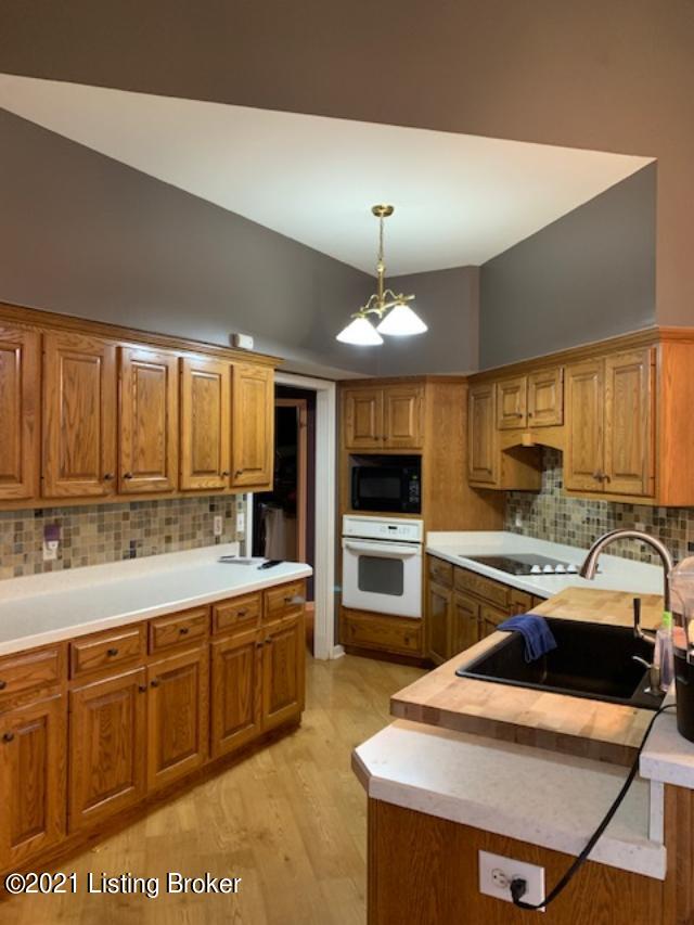 1123 Hammond Road Lawrenceburg, KY 40342 - Photo 21 of 33 kitchen 2