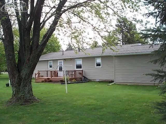 12294 West Mount Morris Road Flushing, MI 48433 - Photo 25 of 26 21290329-24.JPG