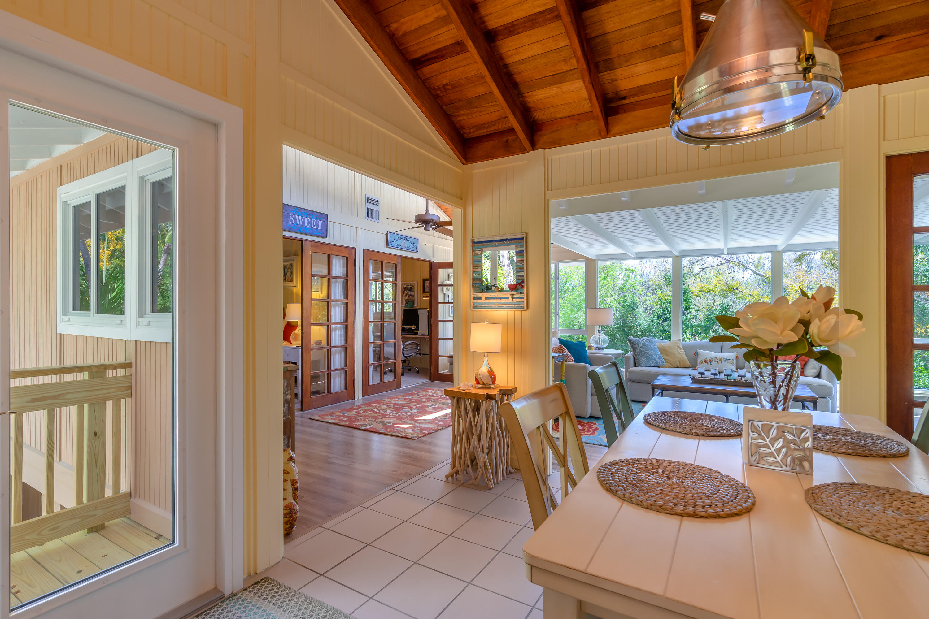 280 Key Honey Road Tavernier, FL 33070 - Photo 12 of 41 Come Inside