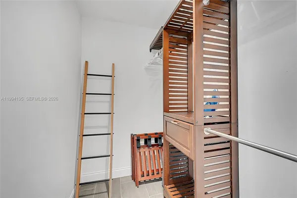 $6,000 | 9841 Southwest 1st Street, Unit 9841, Plantation, FL 33324