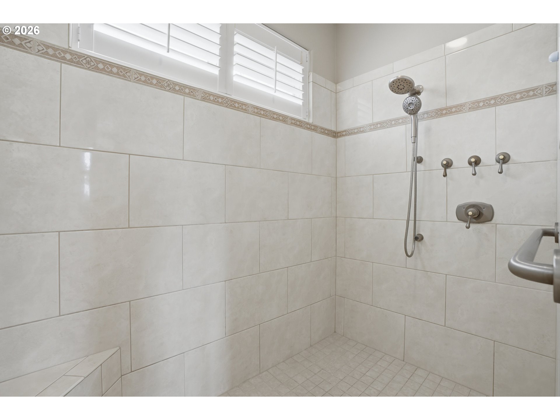 19810 Northwest 61st Avenue Ridgefield, WA 98642 - Photo 29 of 48 Bathroom