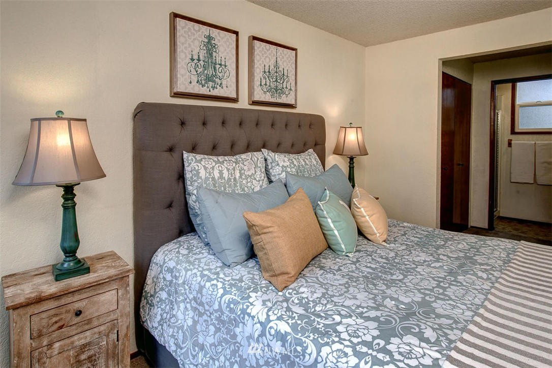 7581 Old Redmond Road, Unit 11 Redmond, WA 98052 - Photo 11 of 16 Gallery Image 11