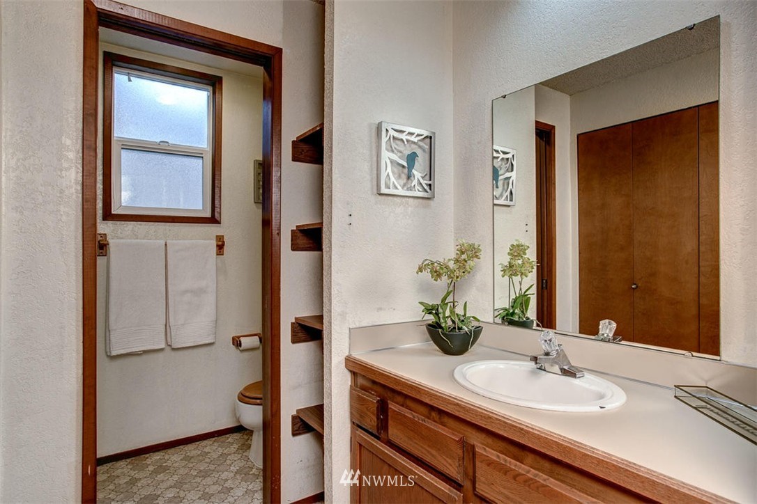 7581 Old Redmond Road, Unit 11 Redmond, WA 98052 - Photo 12 of 16 Gallery Image 12