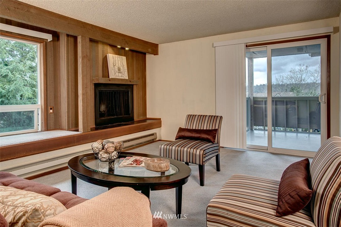 7581 Old Redmond Road, Unit 11 Redmond, WA 98052 - Photo 3 of 16 Gallery Image 3