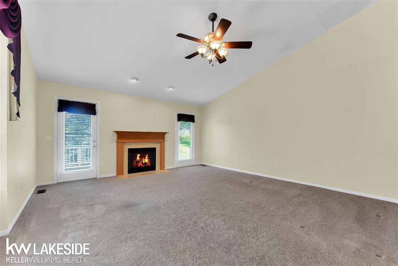 16251 Scenic, Unit 24 Clinton Township, MI 48038 - Photo 6 of 32