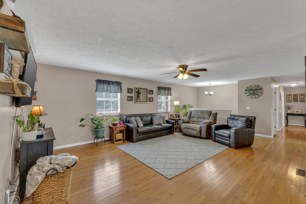 2197 Grandview Road Beaver, WV 25813 - Photo 14 of 41 Gallery Image 14
