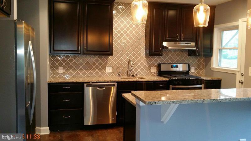 1637 Ramblewood Road Baltimore, MD 21239 - Photo 3 of 19 Kitchen