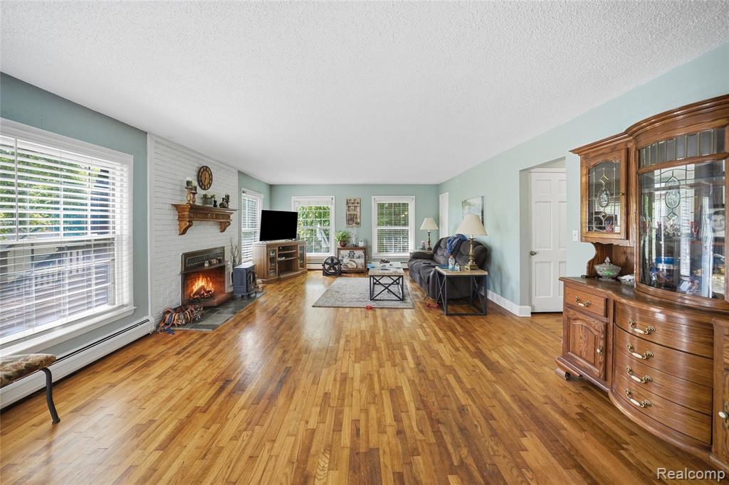 6790 Weyer Road Imlay City, MI 48444 - Photo 5 of 34
