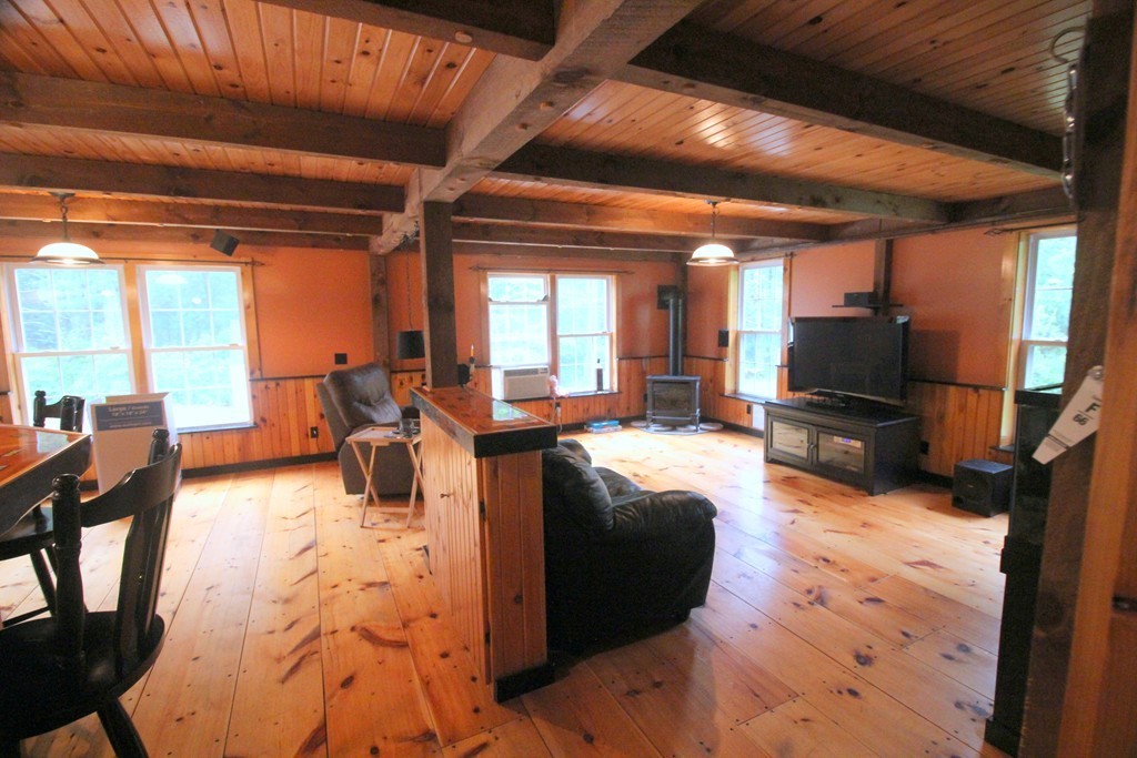 137 Quanapoag Road Freetown, MA 02717 - Photo 21 of 24 Gallery Image 21