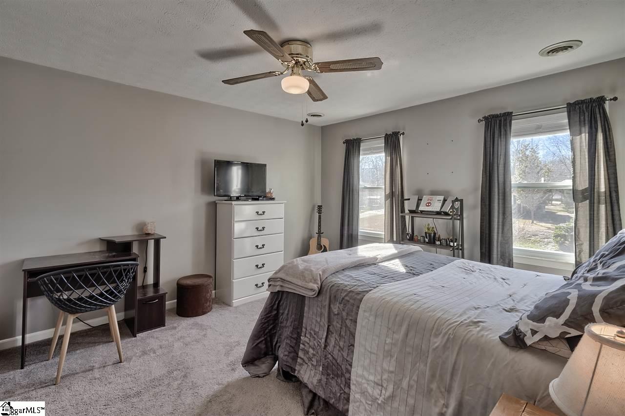 318 Quail Run Circle Fountain Inn, SC 29644 - Photo 20 of 33 Gallery Image 20