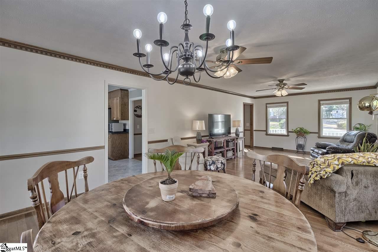 318 Quail Run Circle Fountain Inn, SC 29644 - Photo 7 of 33 Gallery Image 7