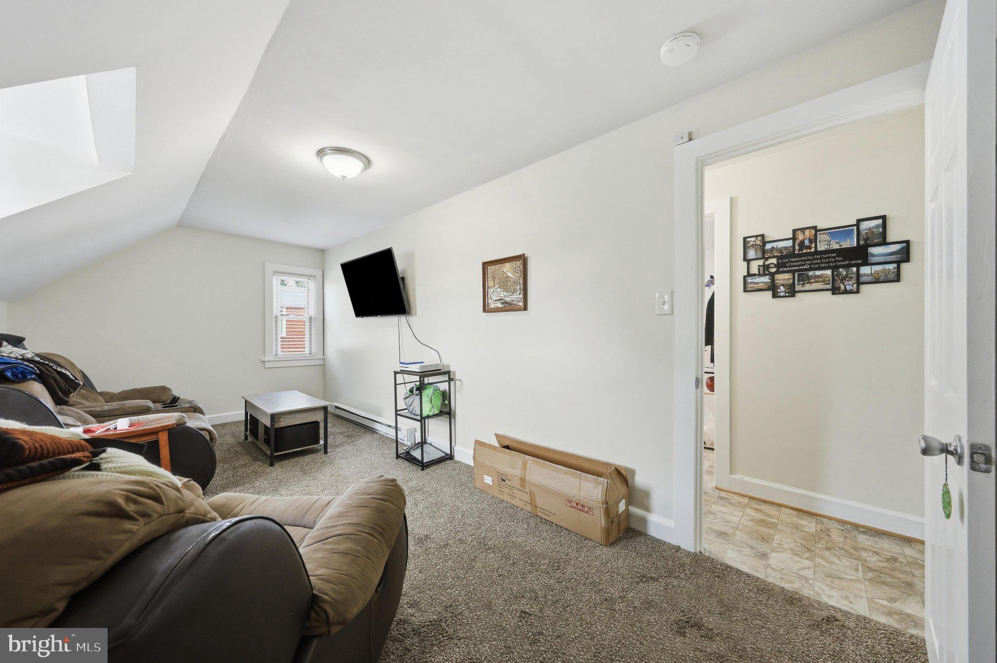 624 Military Road Frederick, MD 21702 - Photo 37 of 53 Living Room