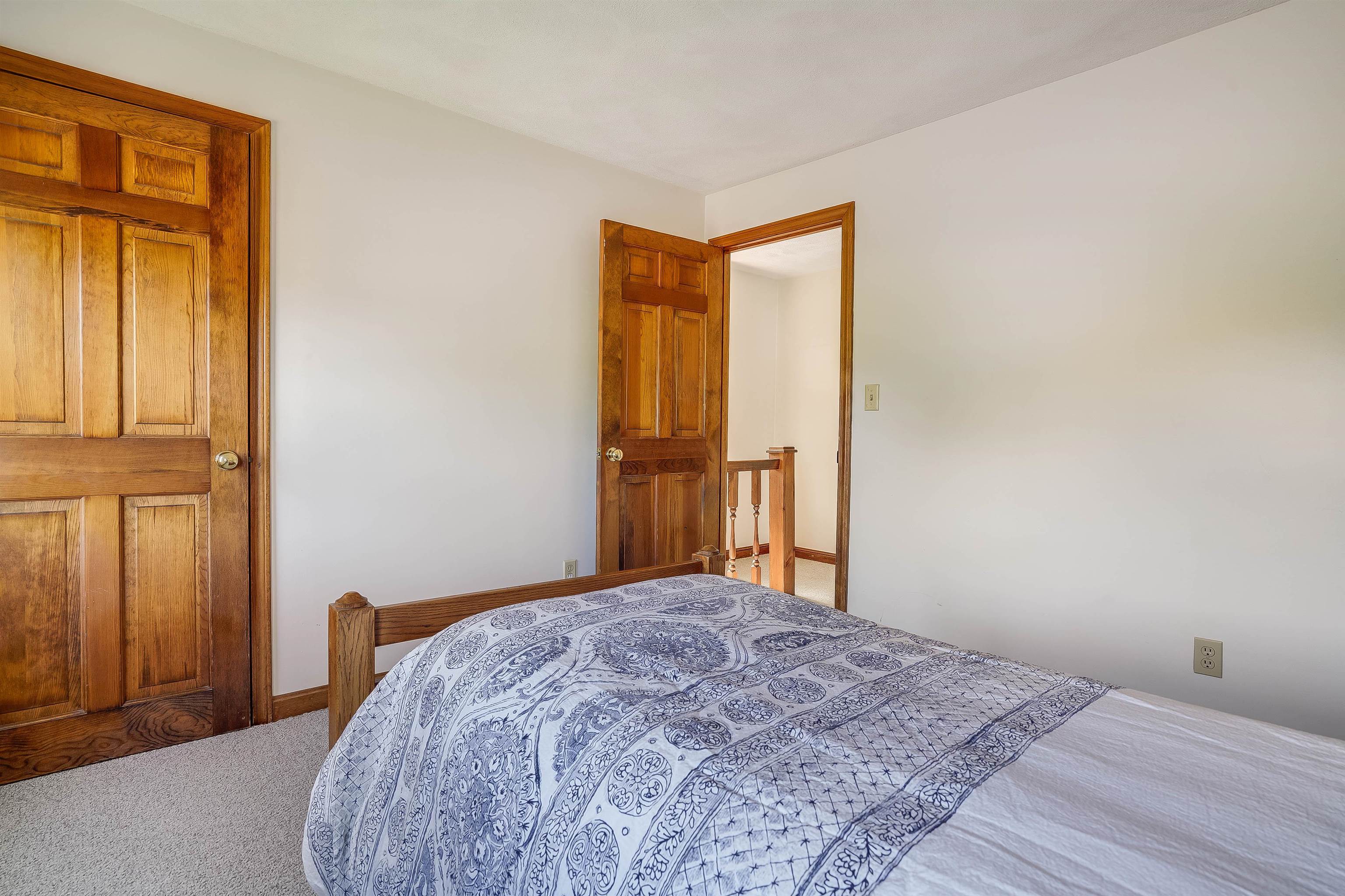 16 Shadwell Road Nashua, NH 03062 - Photo 18 of 36