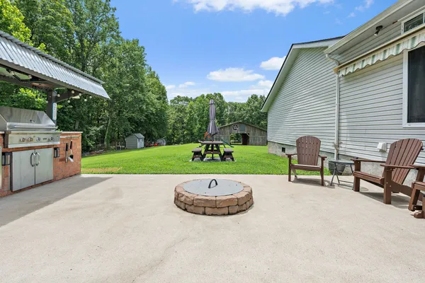 $727,999 | 1333 Roberts Road, Goodlettsville, TN 37072