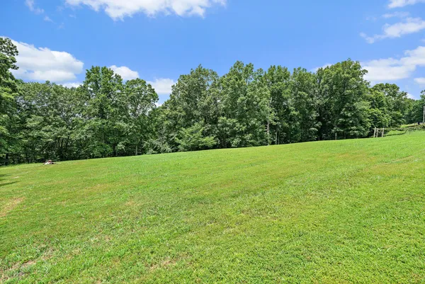 $727,999 | 1333 Roberts Road, Goodlettsville, TN 37072