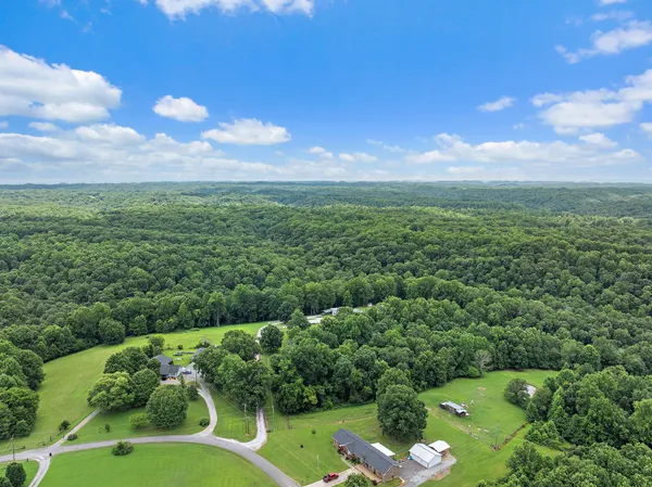 $727,999 | 1333 Roberts Road, Goodlettsville, TN 37072