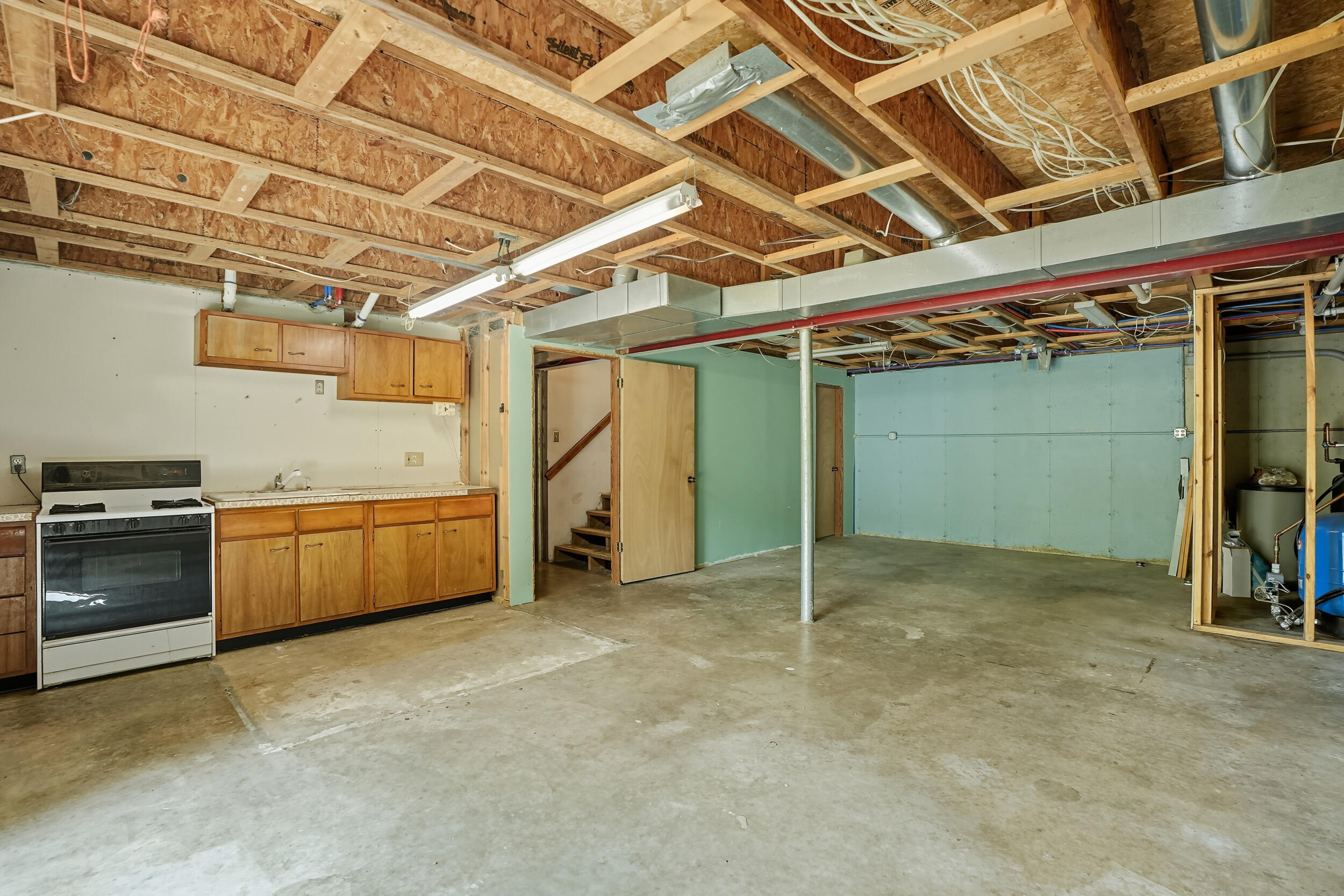 450 East Greening Road Chesterton, IN 46304 - Photo 28 of 56 a view of a garage room with washing machine