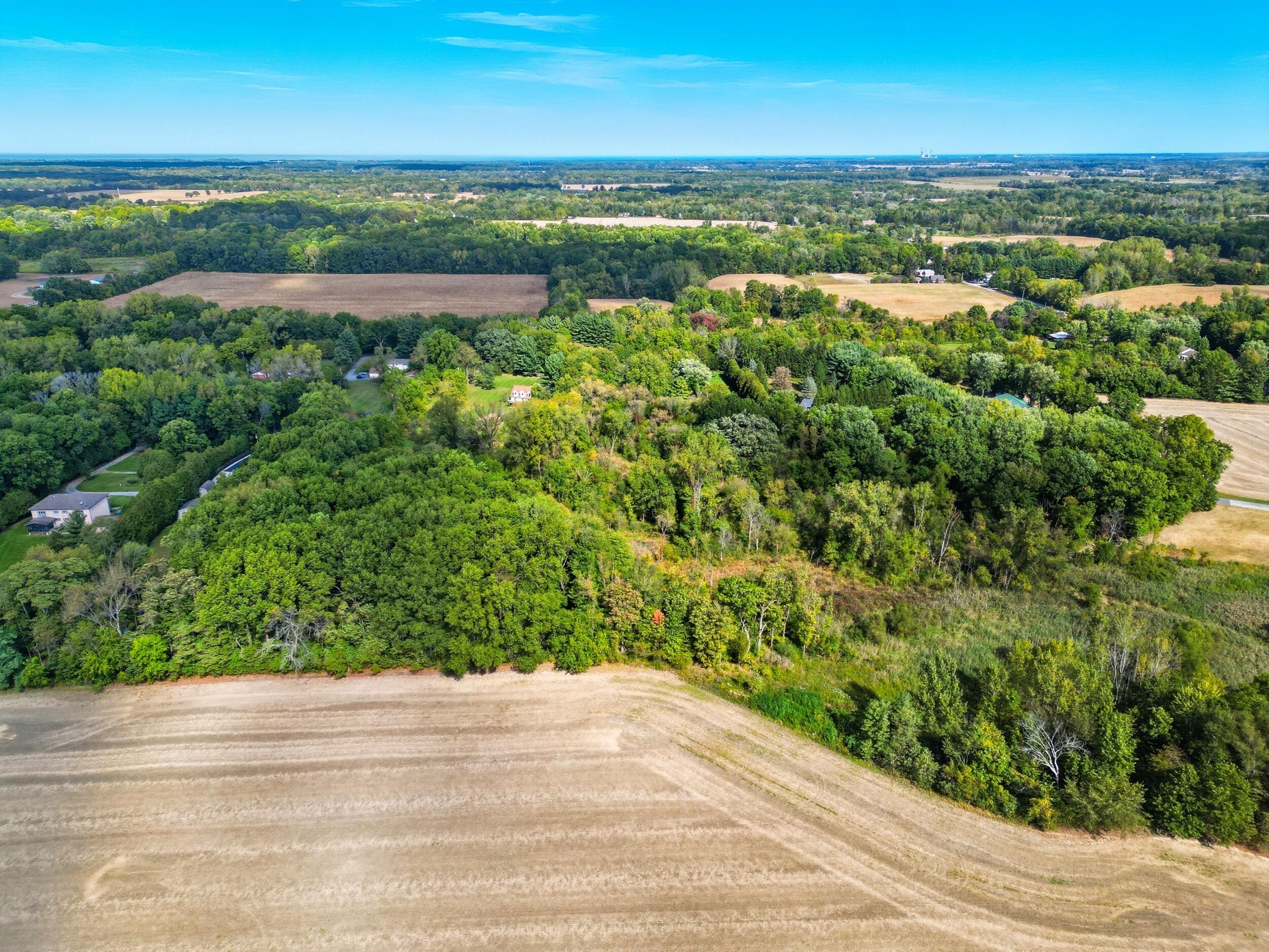 450 East Greening Road Chesterton, IN 46304 - Photo 47 of 56 an aerial view of a houses with a yard