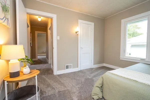 $199,900 | 303 Grove Street Southeast, Mapleton, MN 56065