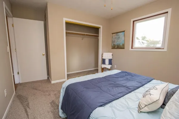 $199,900 | 303 Grove Street Southeast, Mapleton, MN 56065