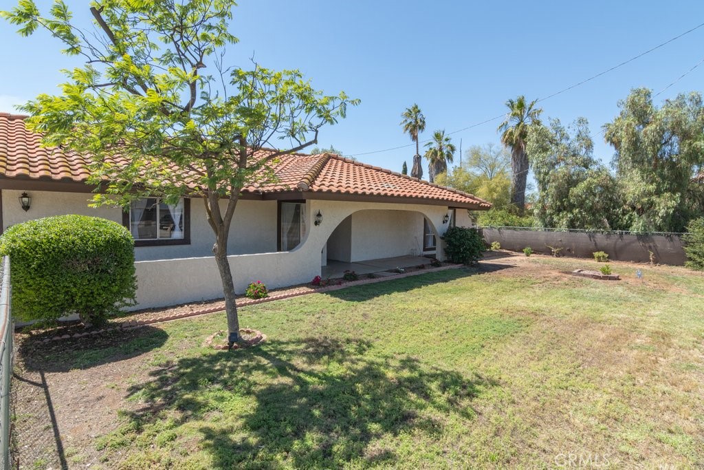 16425 Gardner Avenue Riverside, CA 92504 - Photo 2 of 29