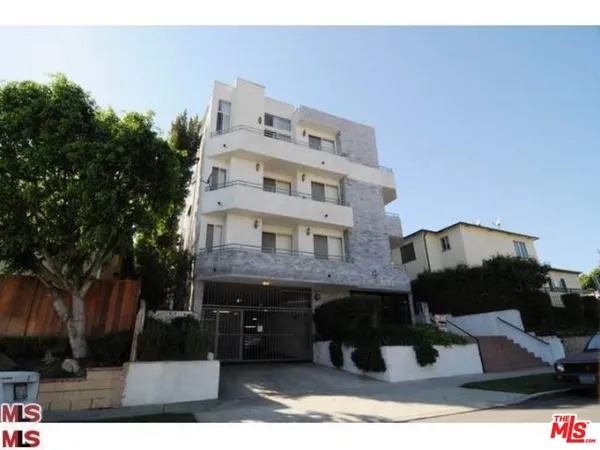 $3,250 | 1607 Glendon Avenue, Unit 5, Los Angeles, CA 90024