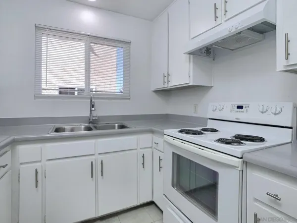 $2,150 | 1496 Oakdale Avenue, Unit 2, El Cajon, CA 92021