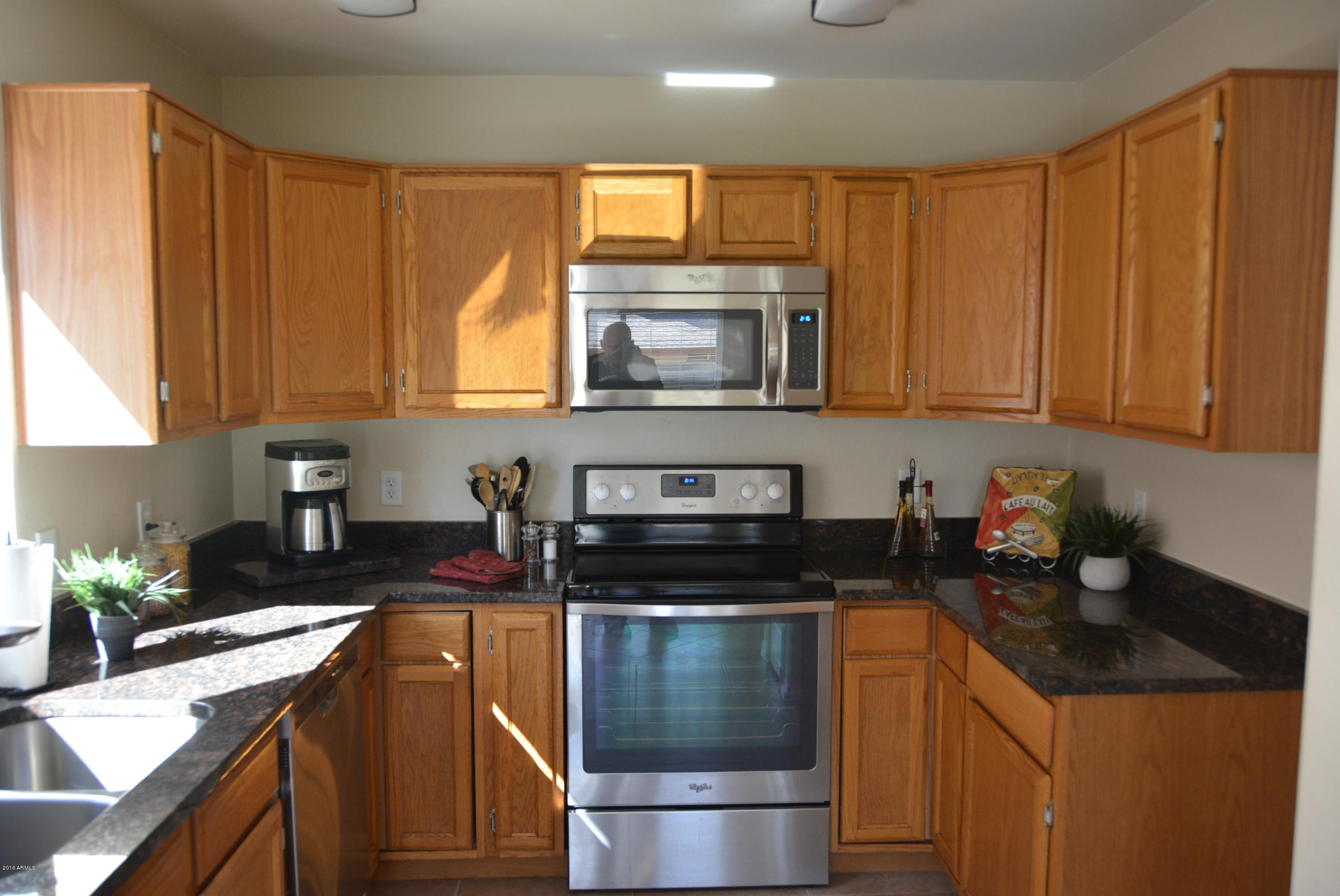 6315 Casper Road Mesa, AZ 85205 - Photo 2 of 21 Stainless Steel appliances