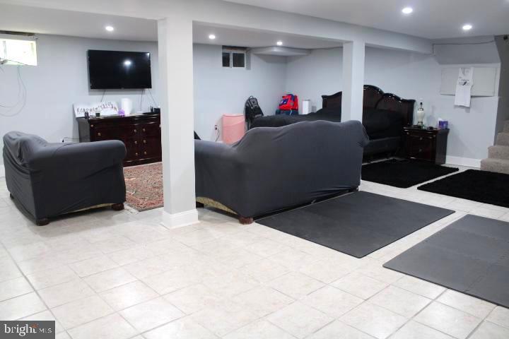 2429 Steven Road Huntingdon Valley, PA 19006 - Photo 31 of 38 Basement