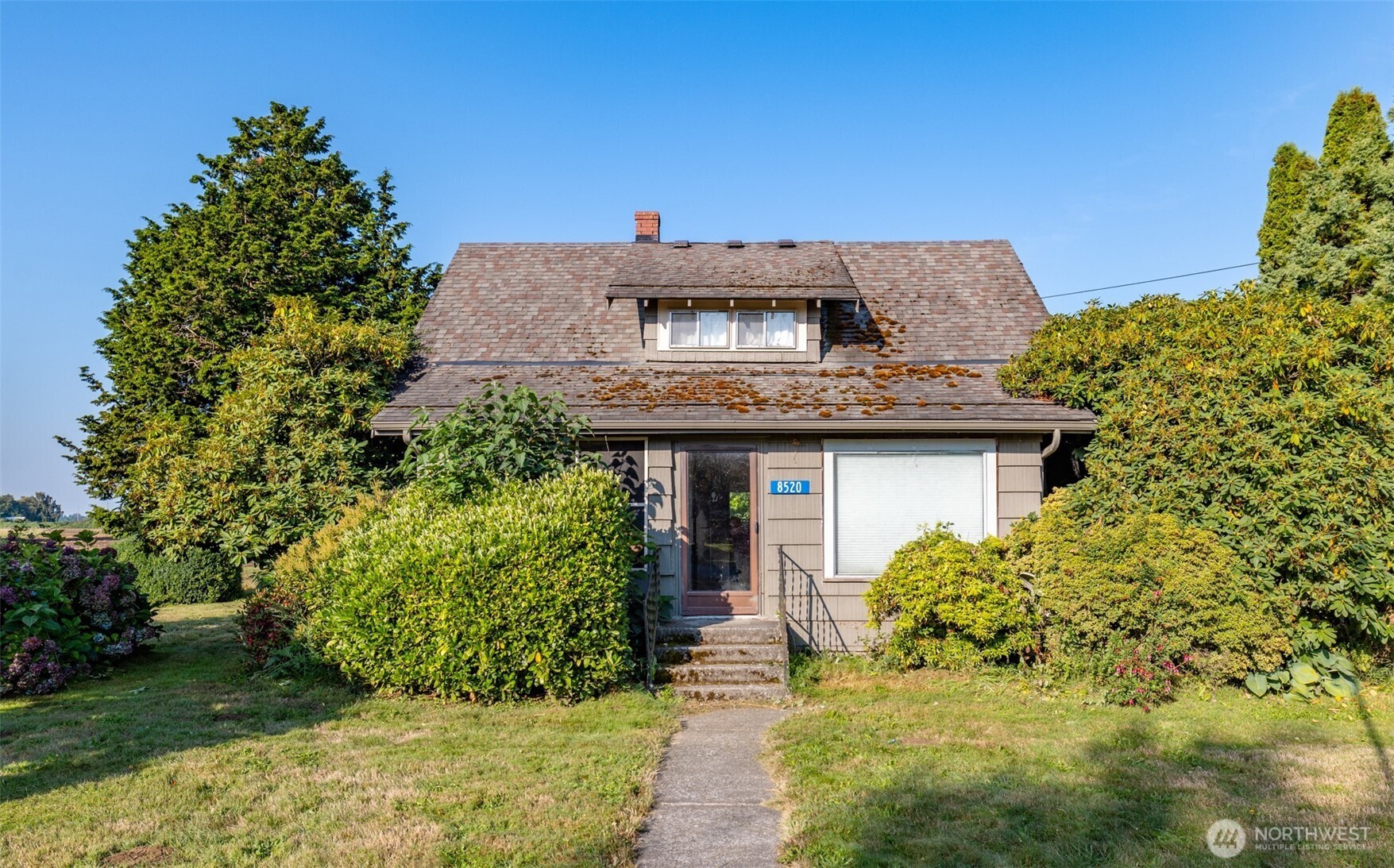 8520 District Line Road Burlington, WA 98233 - Photo 1 of 28 Gallery Image 1