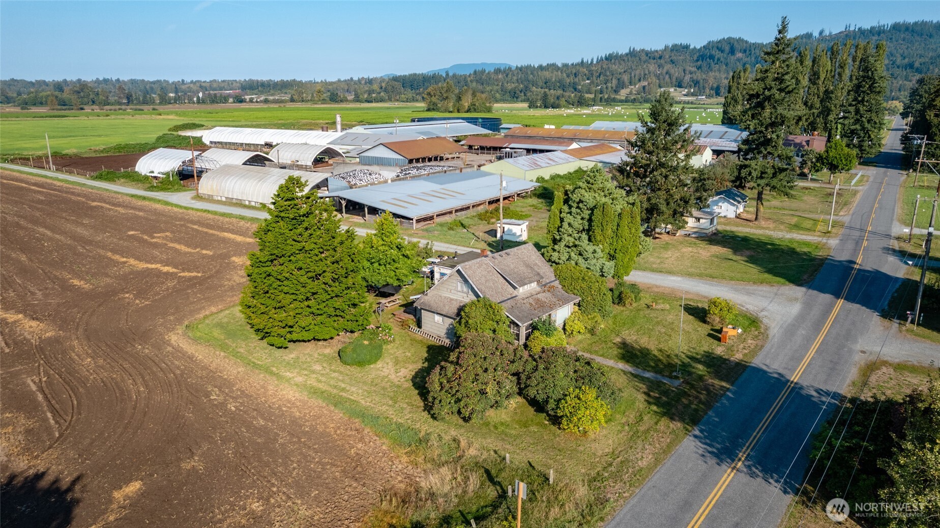 8520 District Line Road Burlington, WA 98233 - Photo 25 of 28 Gallery Image 25