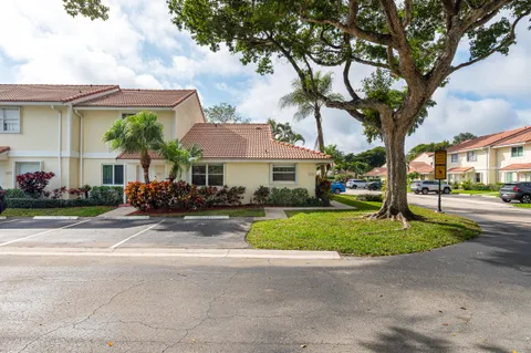 $339,900 | 6269 Walk Circle, Boca Raton, FL 33433