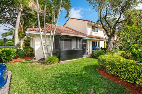 $339,900 | 6269 Walk Circle, Boca Raton, FL 33433