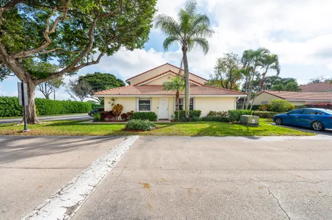 $339,900 | 6269 Walk Circle, Boca Raton, FL 33433