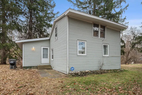 $325,000 | 12366 Lubke Road, New Buffalo, MI 49117