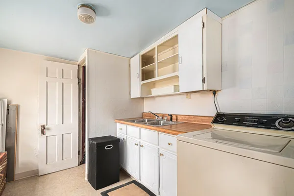 $325,000 | 12366 Lubke Road, New Buffalo, MI 49117