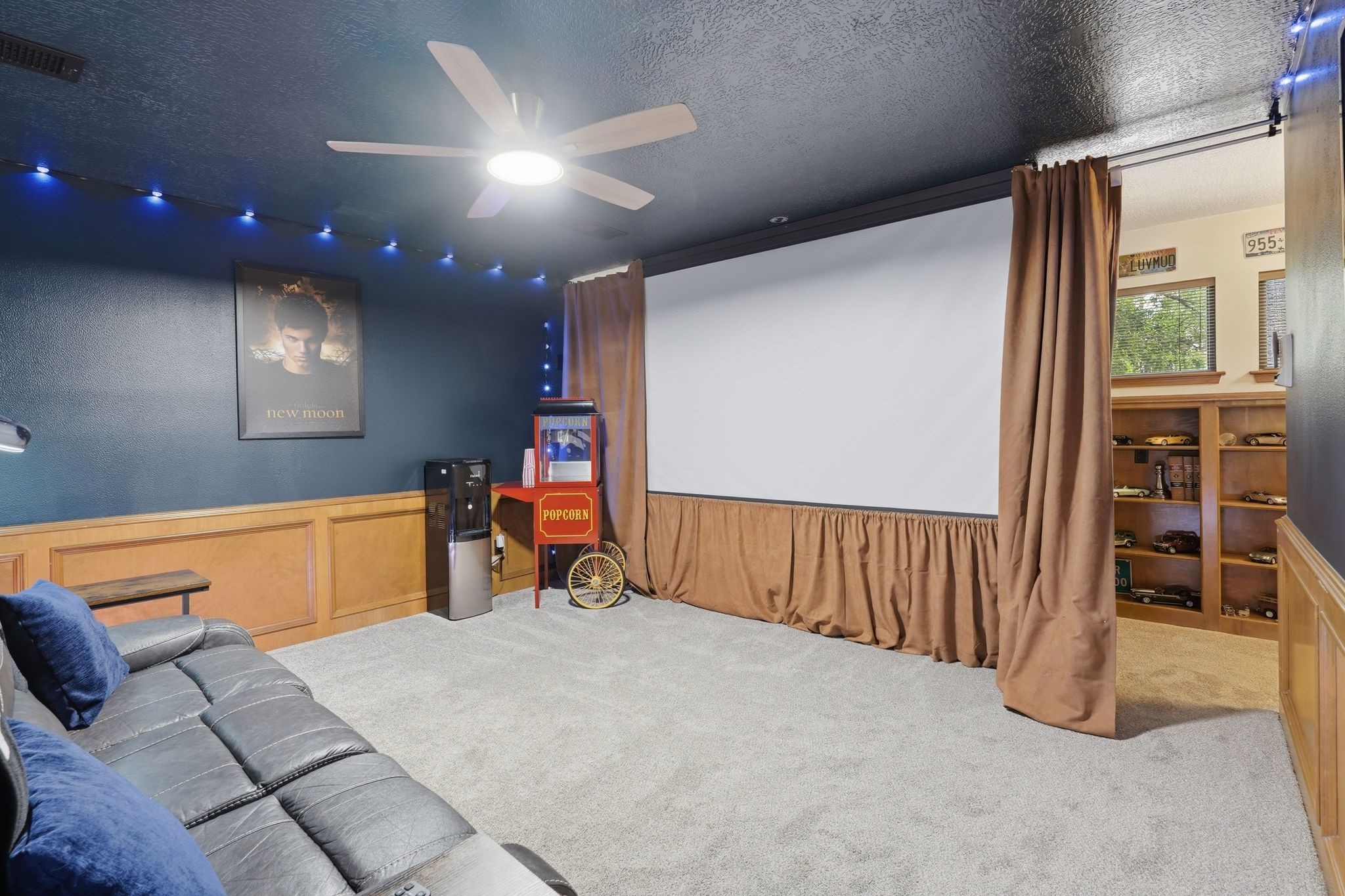 15007 Benfer Road Houston, TX 77069 - Photo 30 of 42 This space could easily be converted back to an open Gameroom!