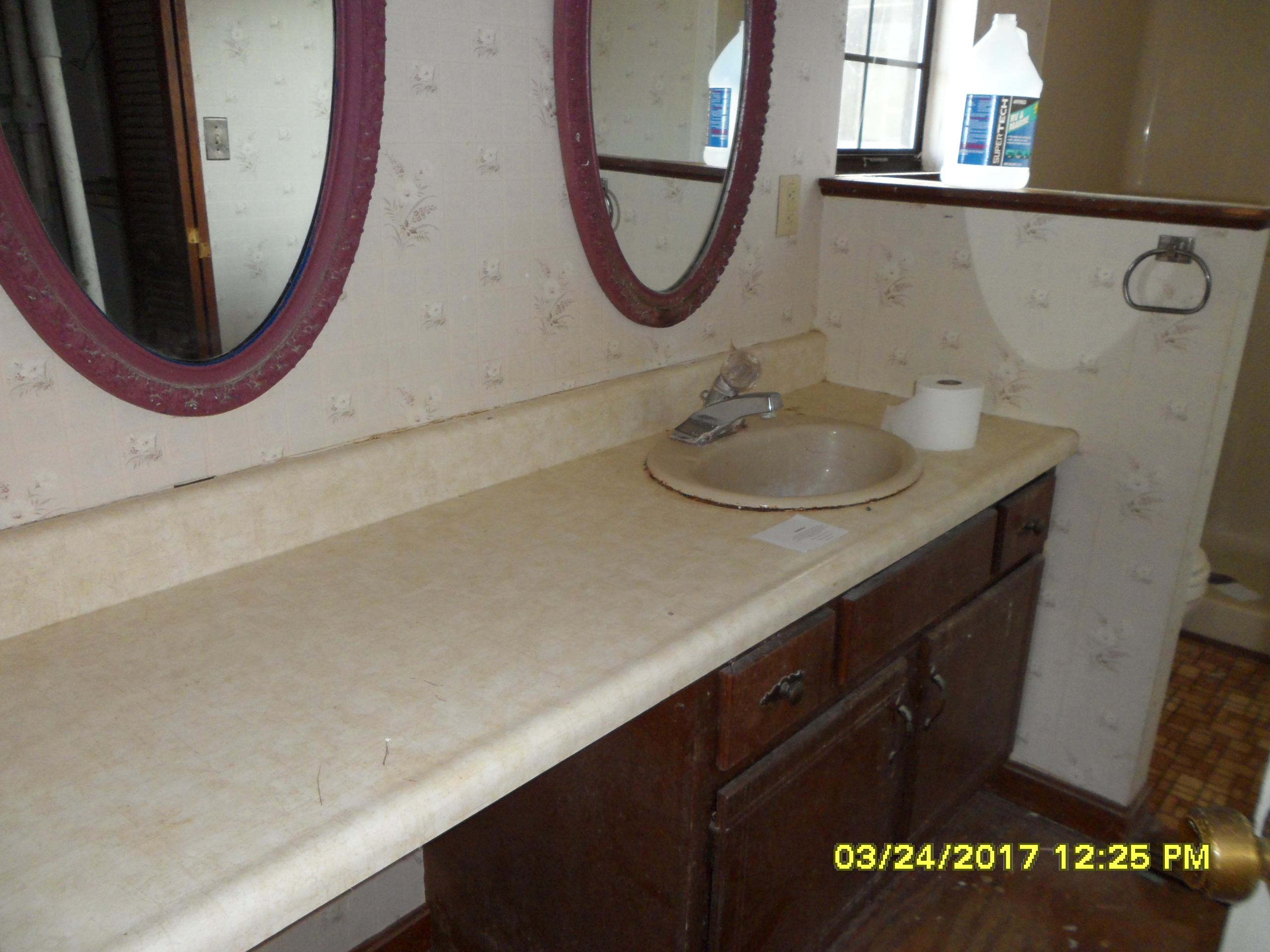 1027 Keener Road Seymour, TN 37865 - Photo 14 of 20 1027 Keener rd Seymour interior inspect