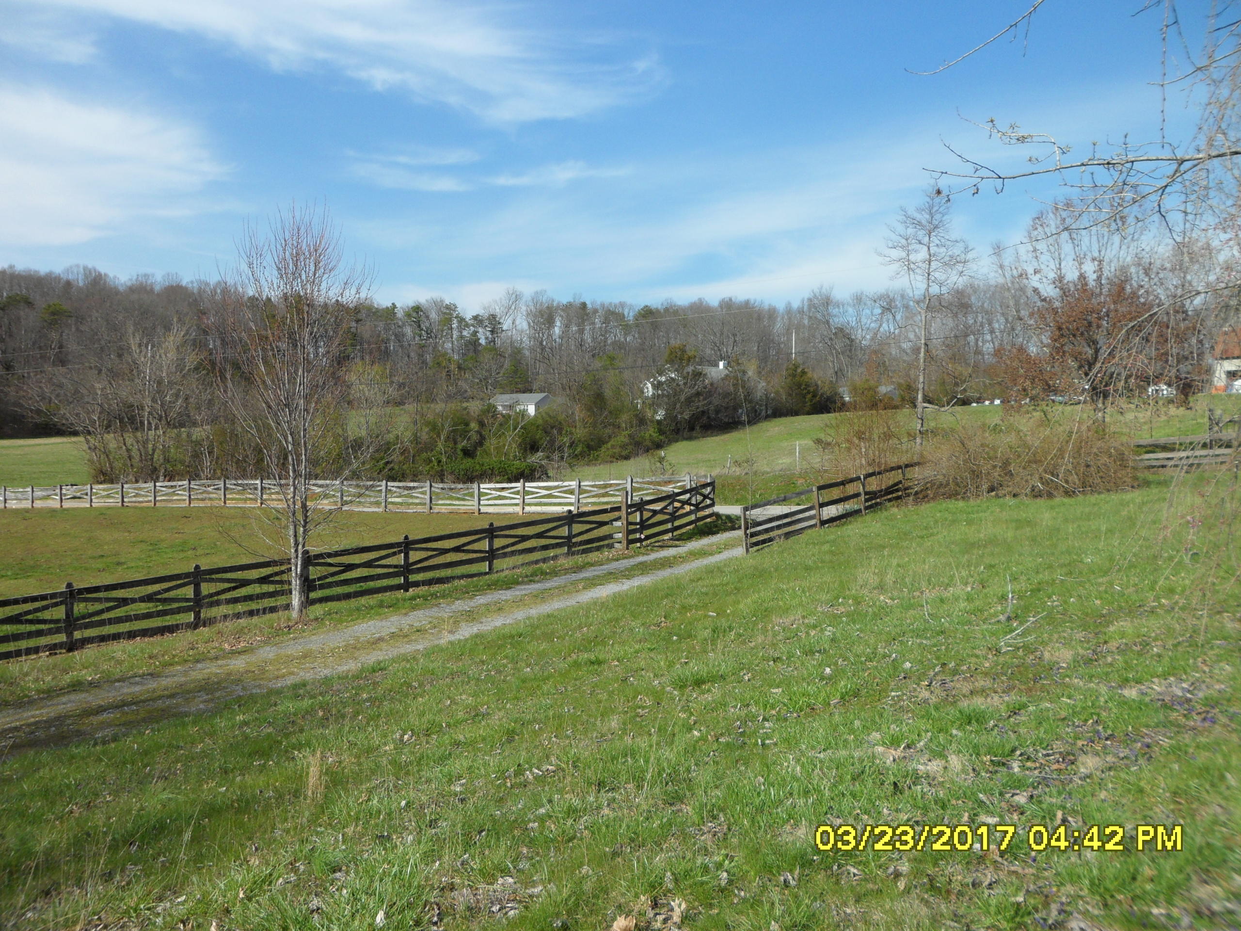 1027 Keener Road Seymour, TN 37865 - Photo 3 of 20 1027 Keener Rd occ status 045