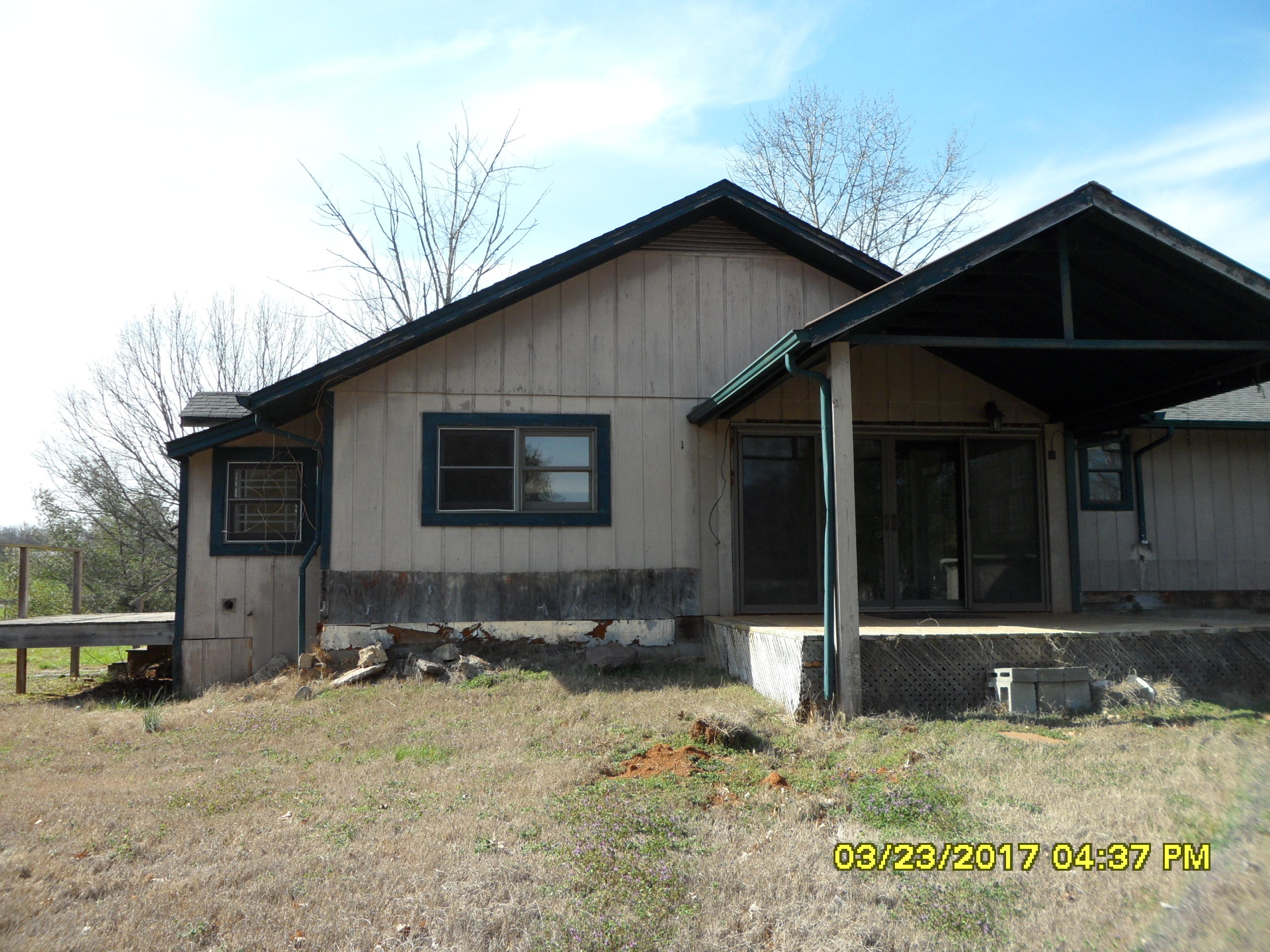 1027 Keener Road Seymour, TN 37865 - Photo 4 of 20 1027 Keener Rd occ status 008