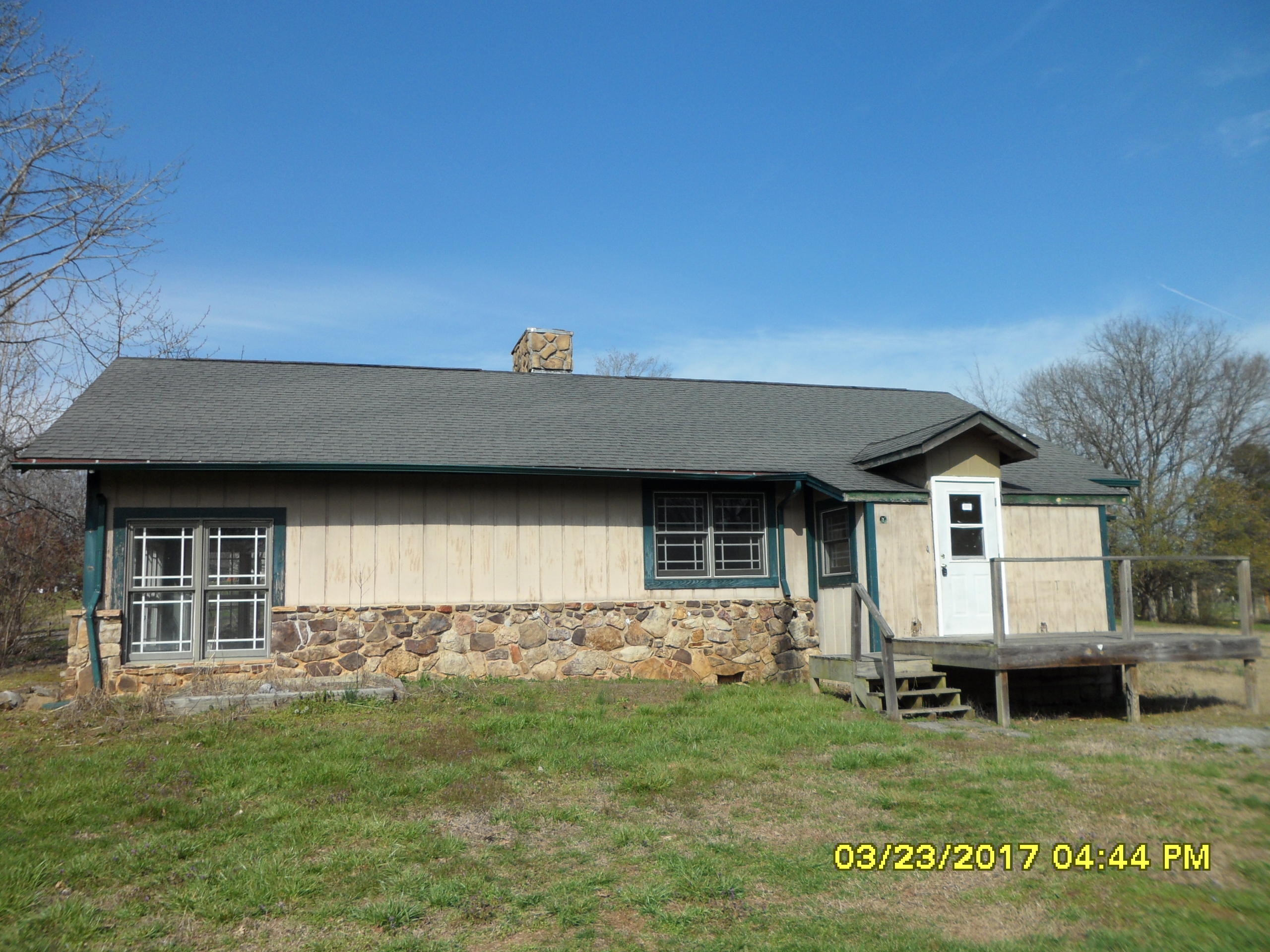 1027 Keener Road Seymour, TN 37865 - Photo 9 of 20 1027 Keener Rd occ status 058