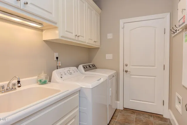 $825,000 | 2032 Silverleaf Drive, Youngsville, NC 27596