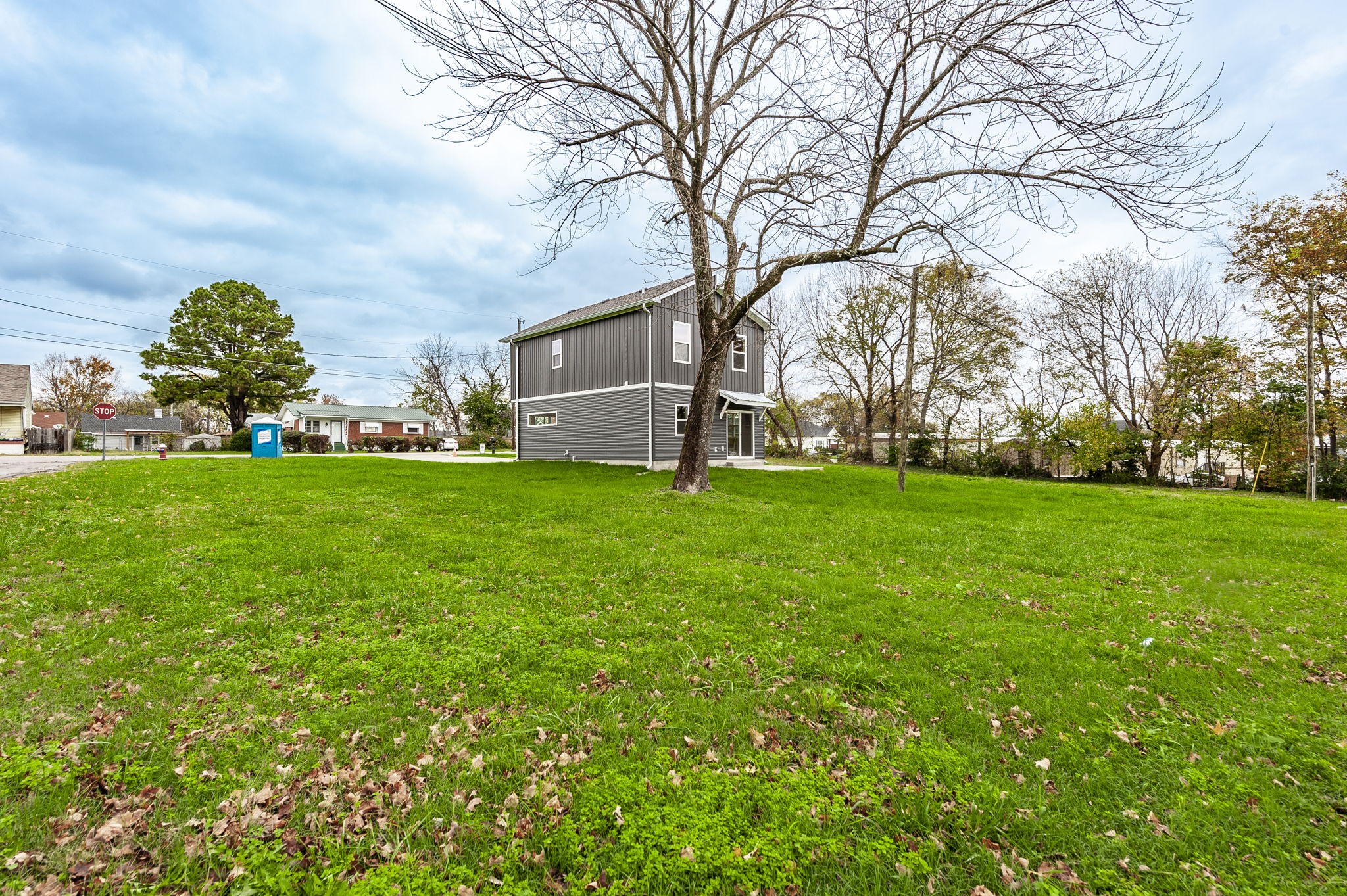 612 18th Avenue West Springfield, TN 37172 - Photo 27 of 29 This yard is just waiting for your personal touch. Great place to sit and wind down