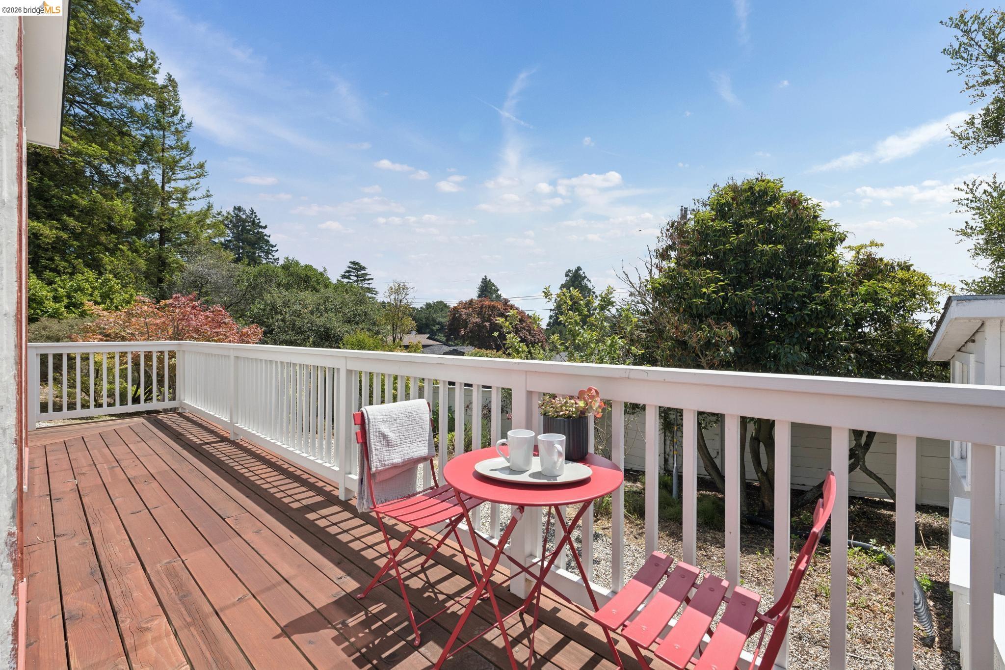 798 Creston Road Berkeley, CA 94708 - Photo 19 of 76