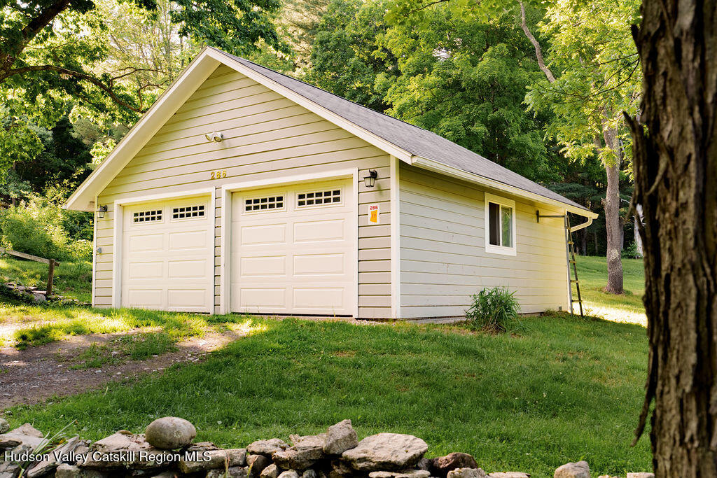 286 Manor Rock Road Craryville, NY 12521 - Photo 33 of 41 286ManorRock_EXTGarageB