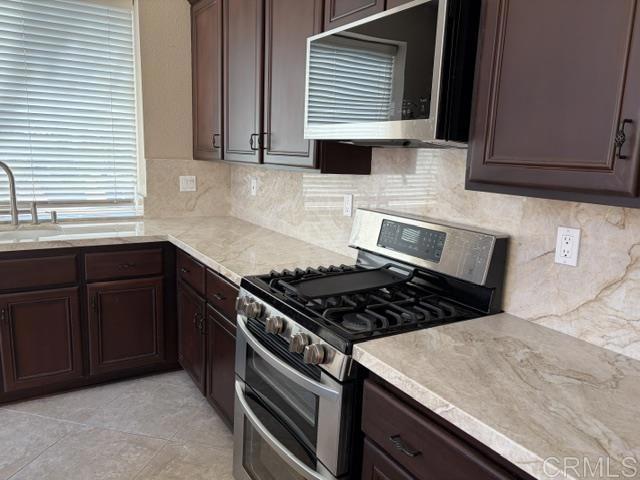 1574 Pearl Heights Road Vista, CA 92081 - Photo 13 of 26
