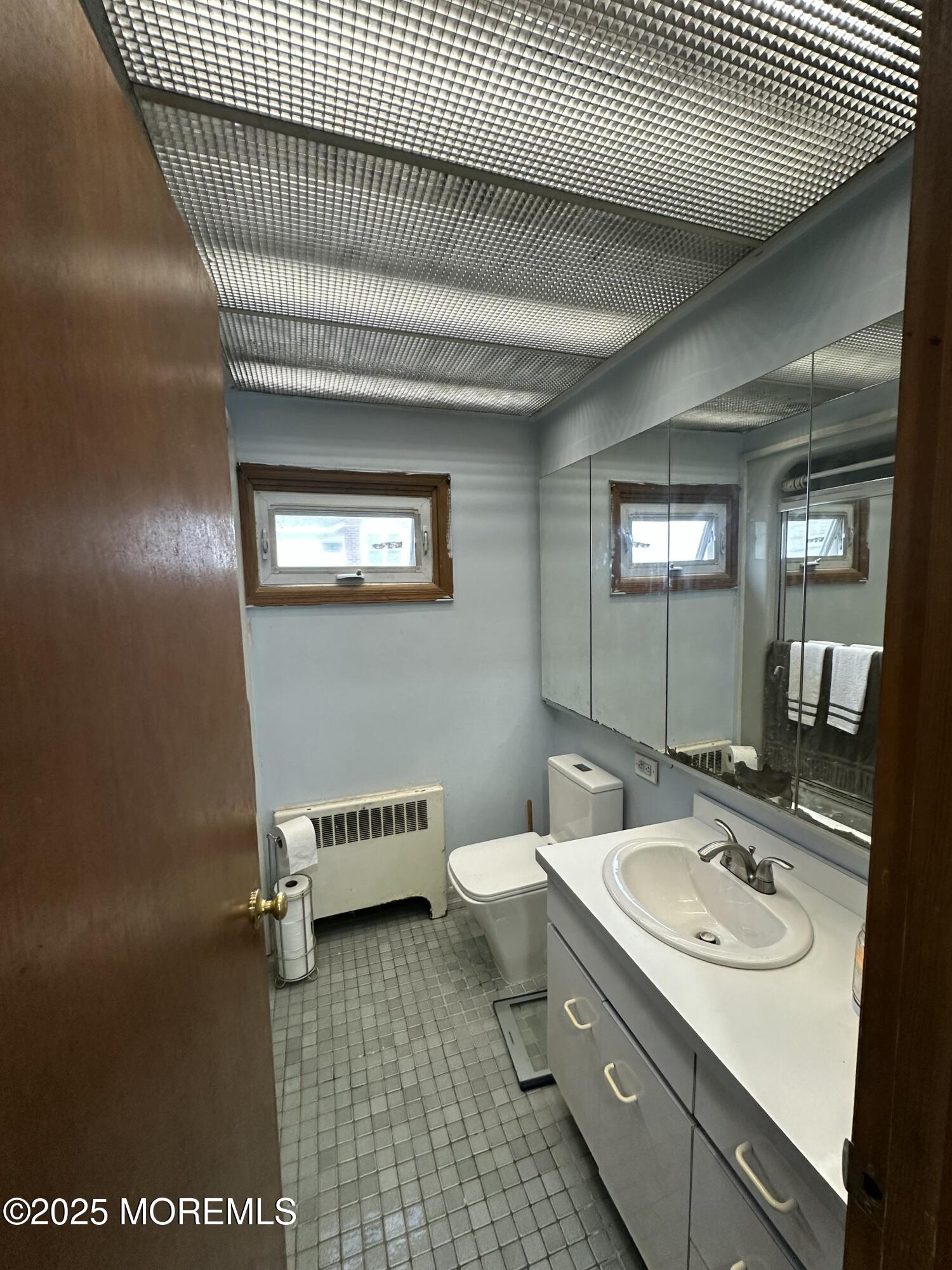 834 Ridge Road Cliffwood Beach, NJ 07735 - Photo 12 of 21 tempImagefZmvCb