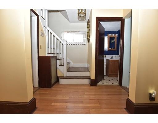 22 Edgehill Road Braintree, MA 02184 - Photo 4 of 14